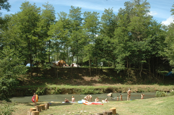 Le naturisme, un mode de vie intergénérationnel