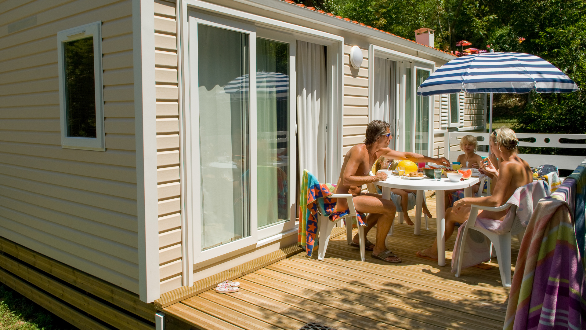 Unterkünfte im Herzen der Natur - FKK-Campingplatz in Frankr